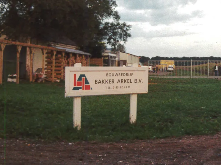 1975 bakker arkel